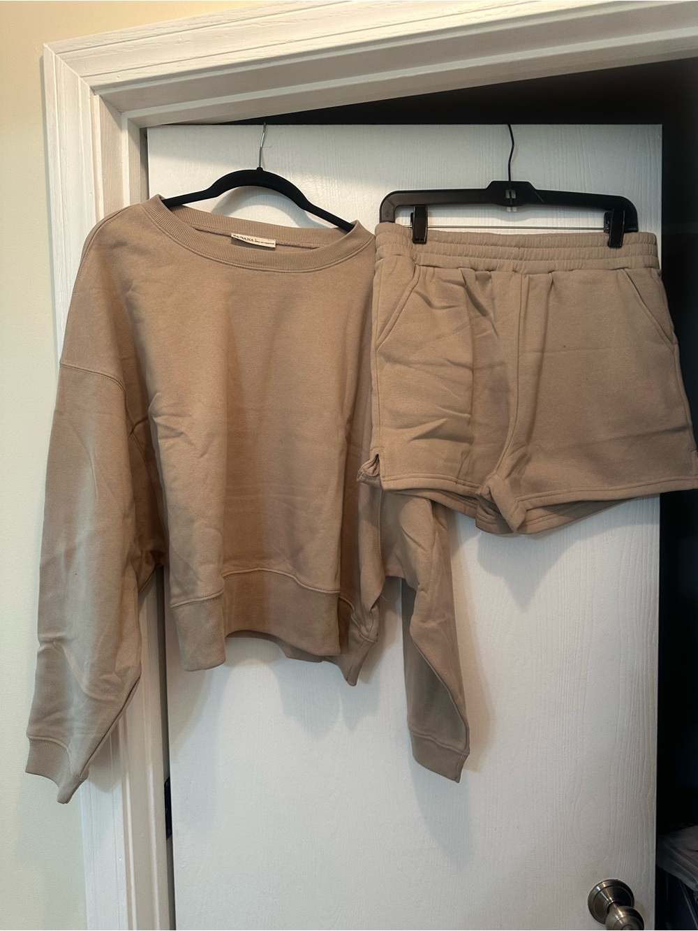 Men's Casual Crewneck Sweater in Taupe